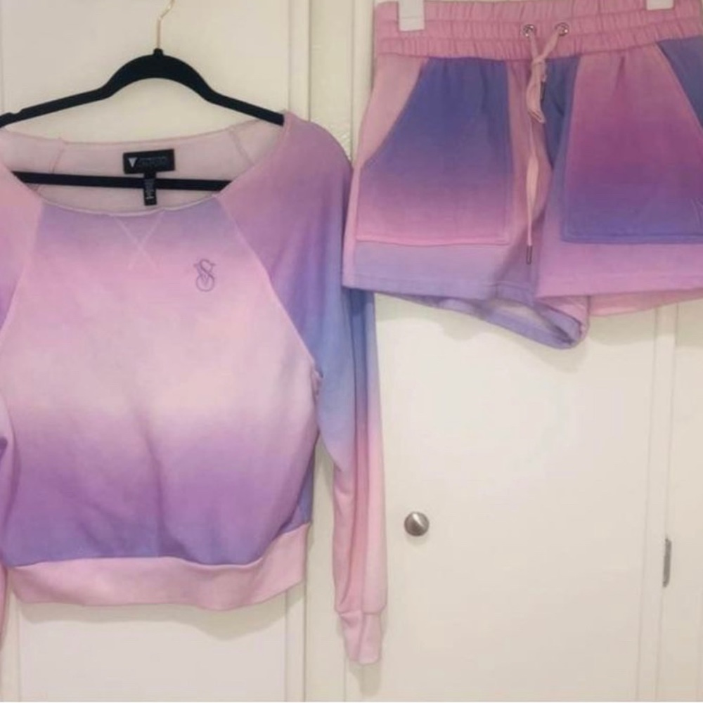 Victoria’s Secret lounge set